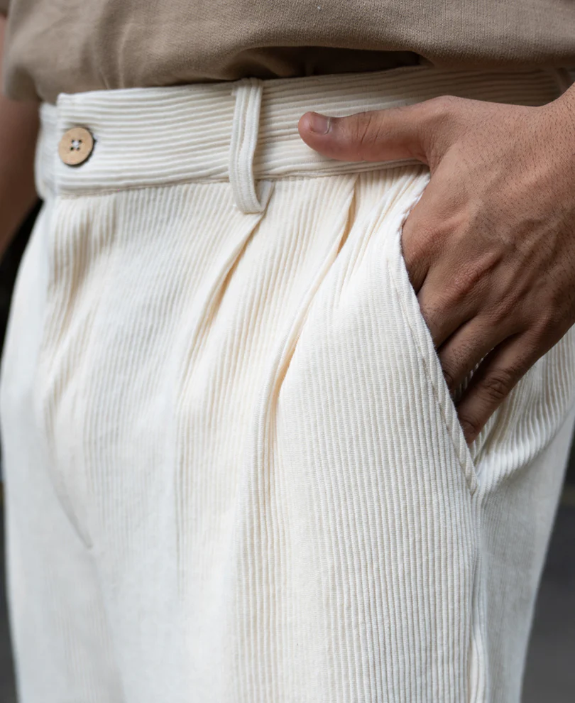 Cream Knit Pleated Trousers - Image 4