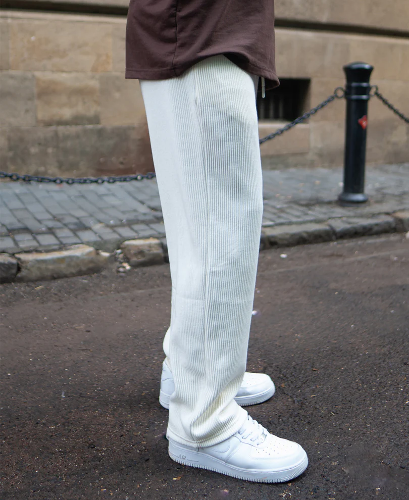 Cream Regular Fit Knitted Pant - Image 4