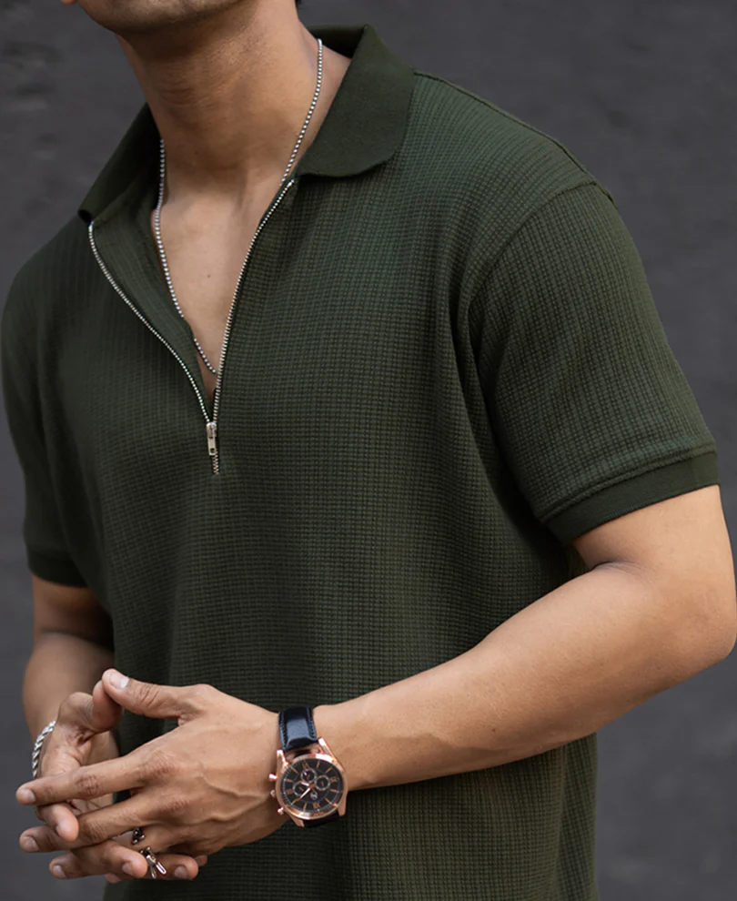 Dark Green Structured Half Sleeves Zipper T Shirt - Image 4